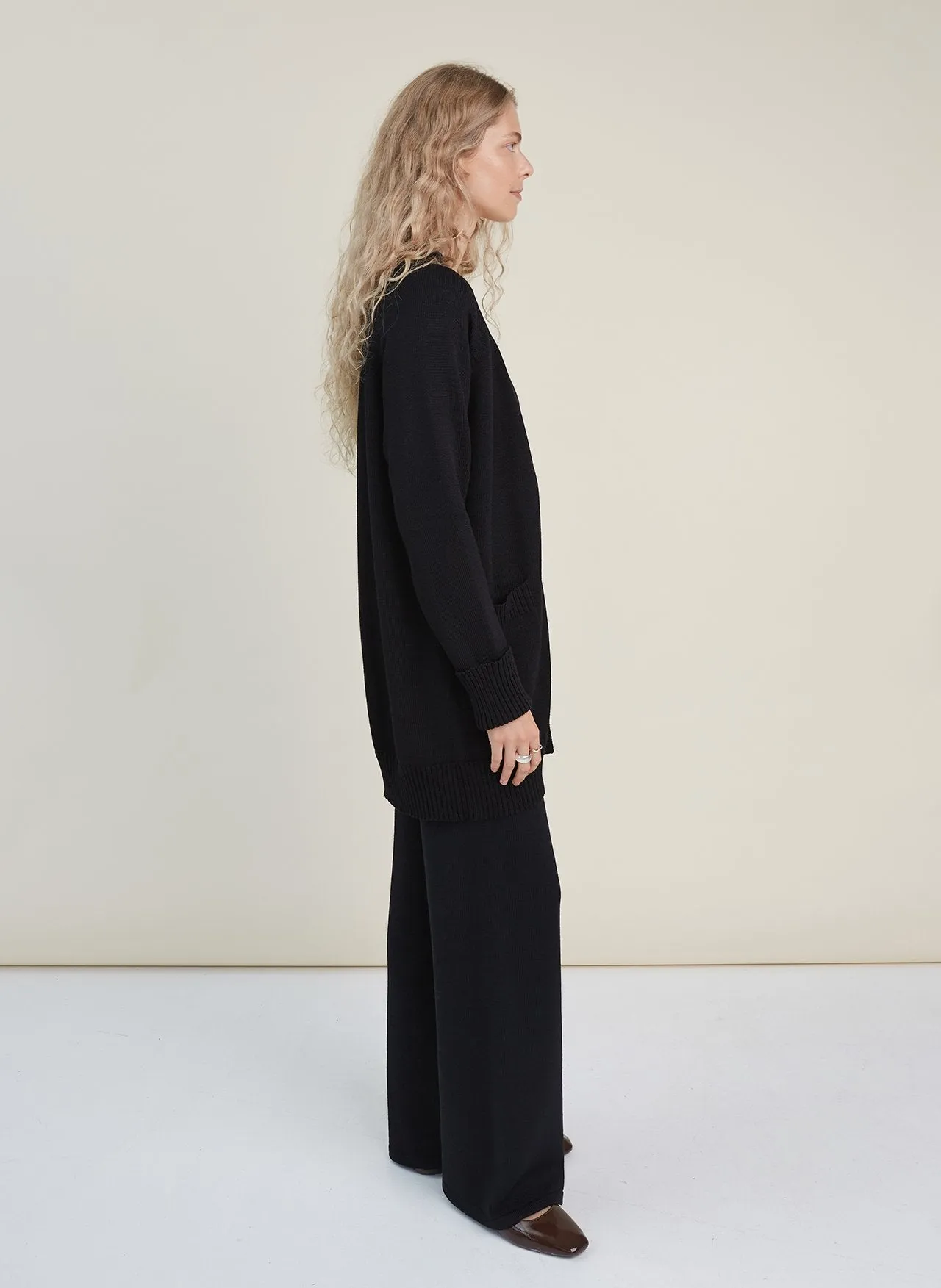Knitted Merino Wool Cardigan with Pockets Black sold by Ivalo.com product image thumbnail 5