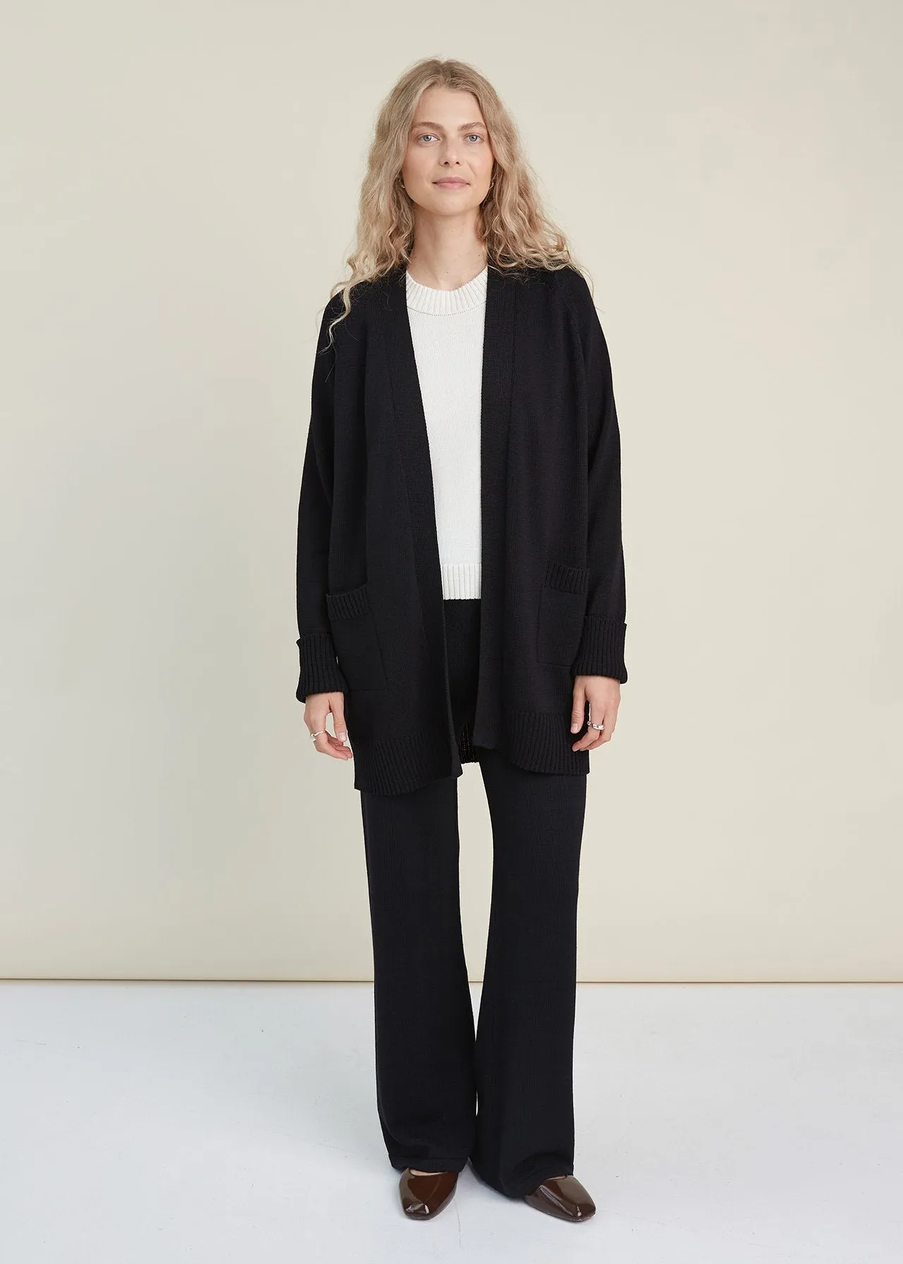 Knitted Merino Wool Cardigan with Pockets Black sold by Ivalo.com product image thumbnail 4