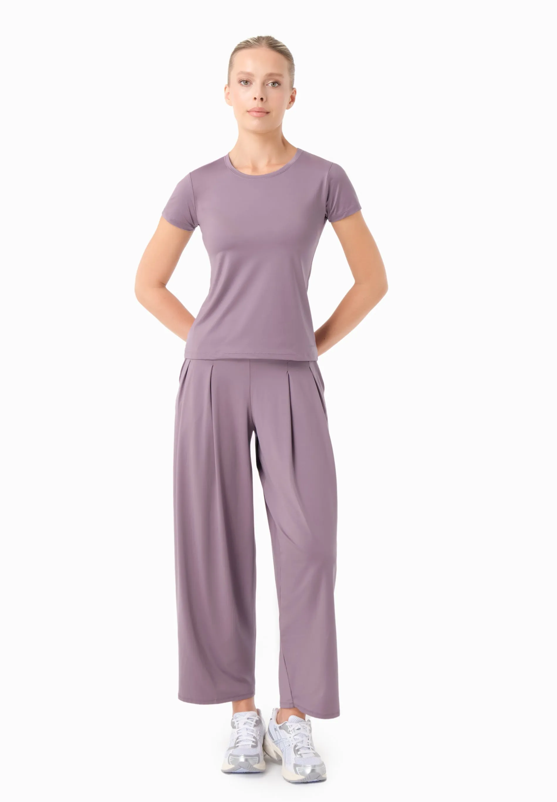 Tattum Sporty T-shirt Dirty Lilac sold by Ivalo.com product image thumbnail 2