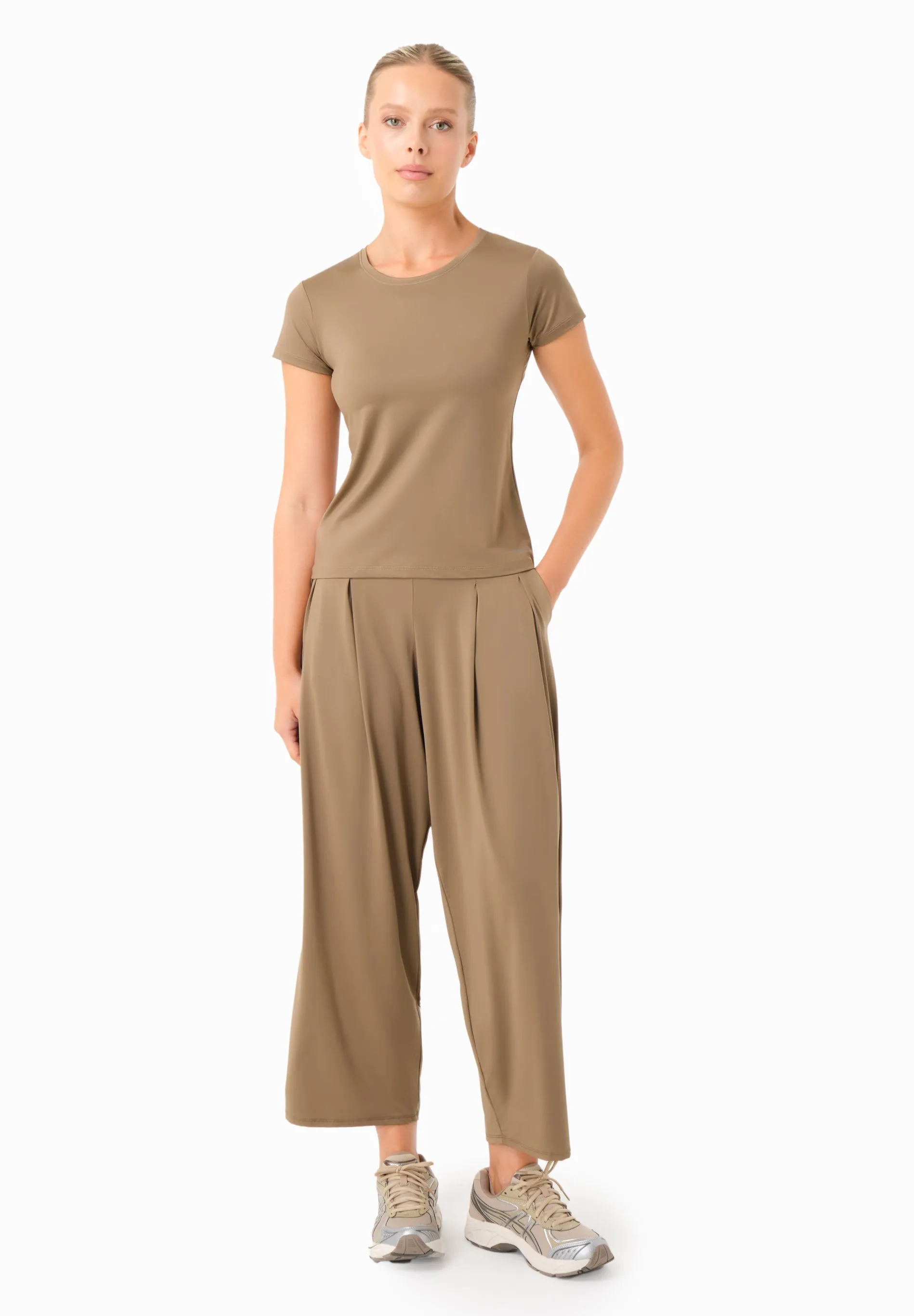 Tattum Sporty T-shirt Gravel sold by Ivalo.com product image thumbnail 2