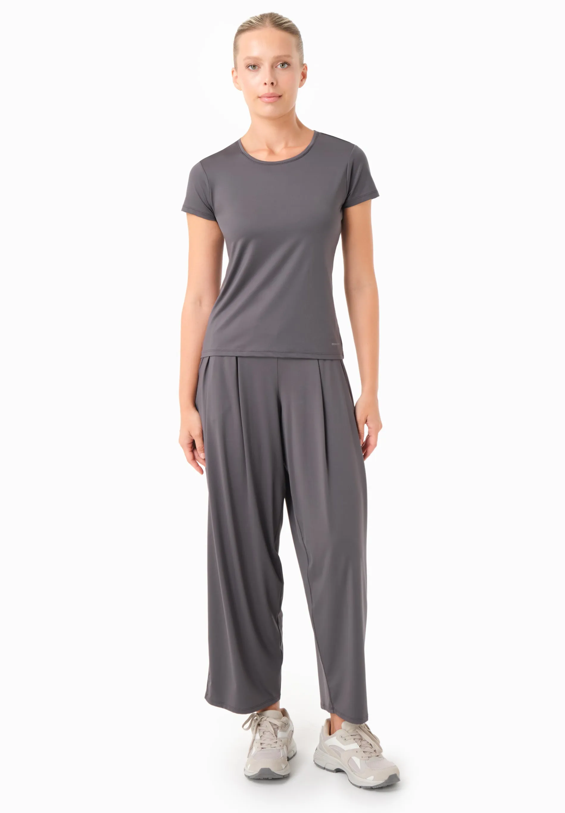 Tattum Sporty T-shirt Shadow sold by Ivalo.com product image thumbnail 2