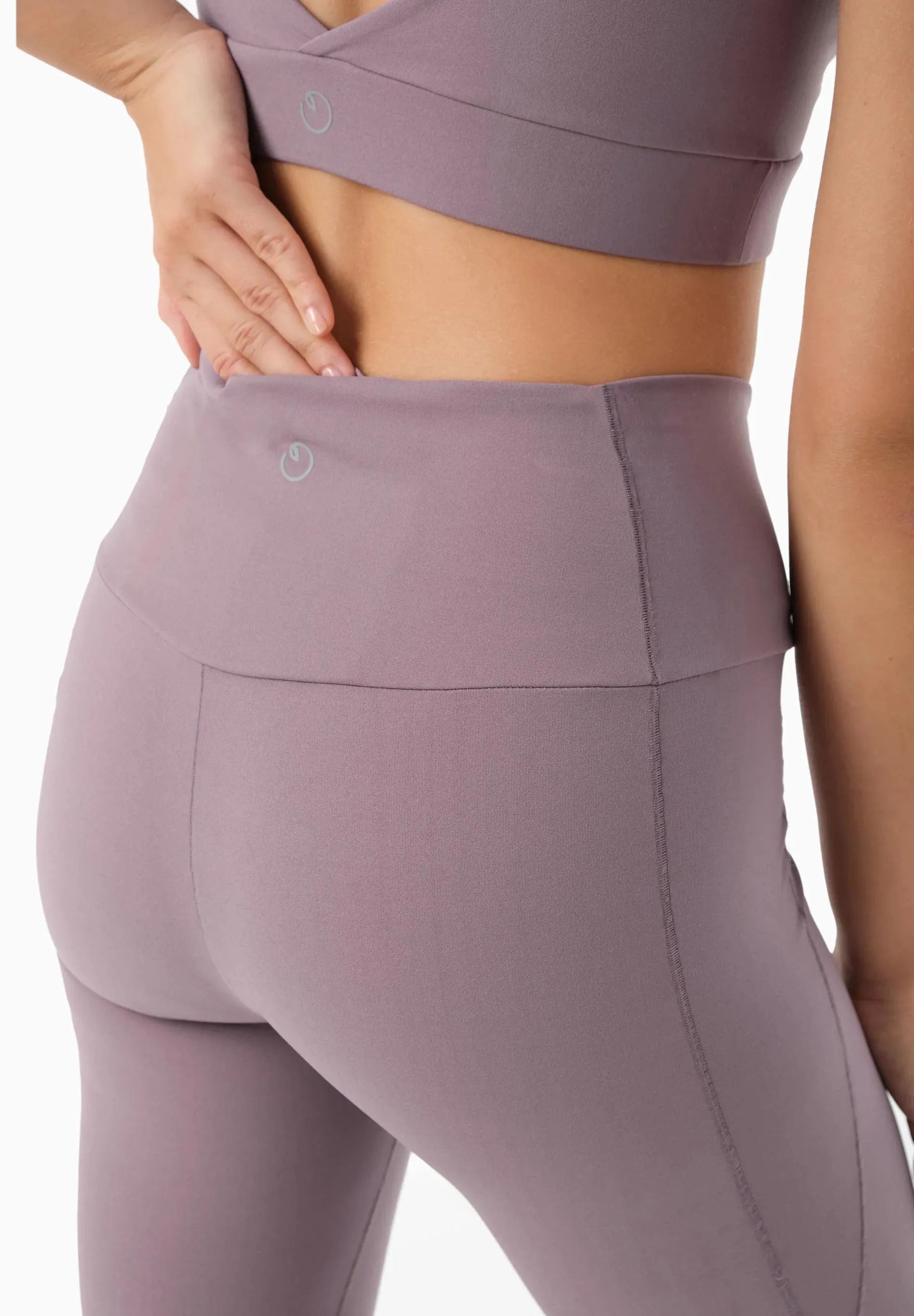 Lailla Capri Leggings Dirty Lilac sold by Ivalo.com product image thumbnail 5