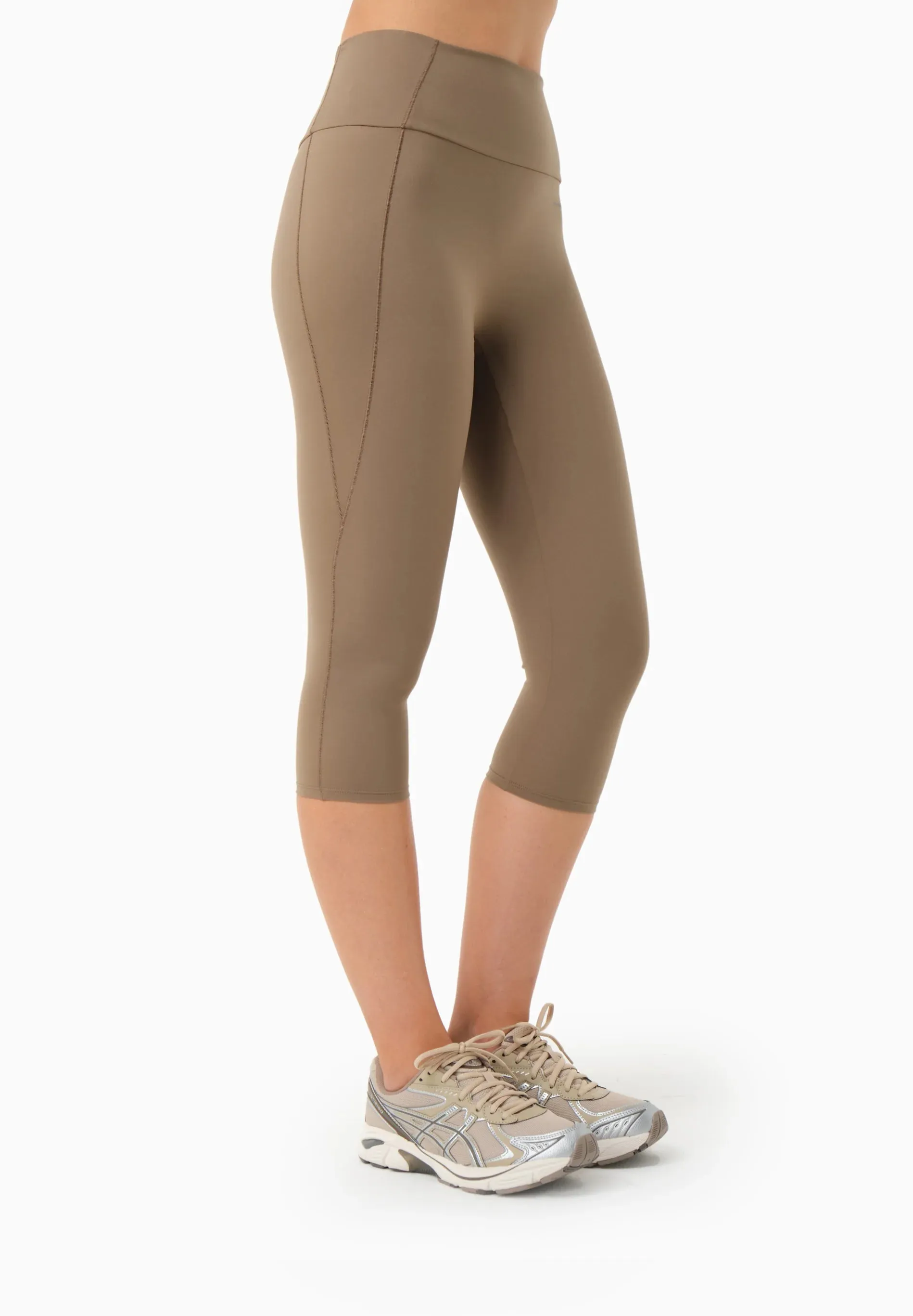 Lailla Capri Leggings Gravel sold by Ivalo.com product image thumbnail 3