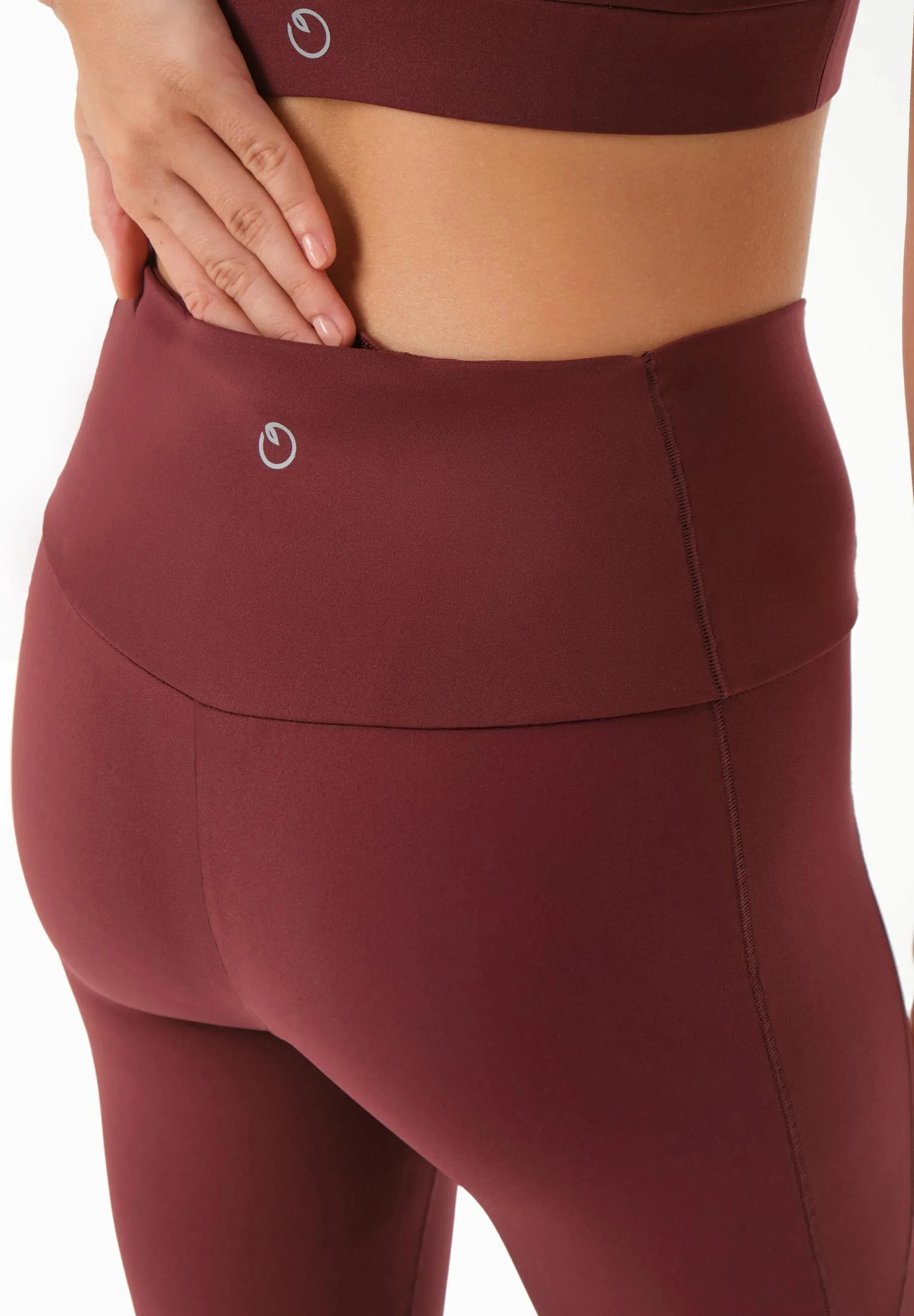 Lailla Capri Leggings Bordeaux sold by Ivalo.com product image thumbnail 5
