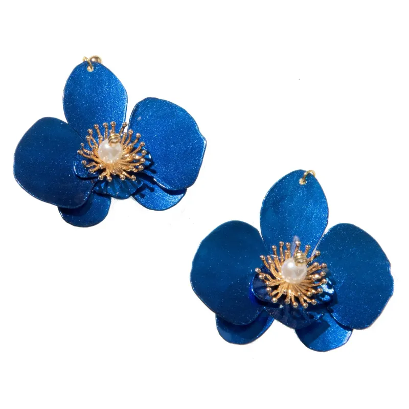 Butterfly Orchid Stud Earrings Bleu made by Ivalo.com