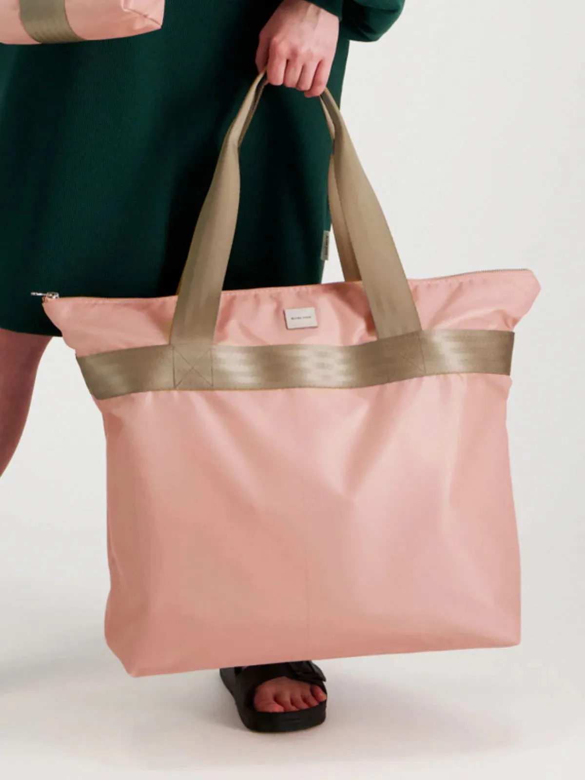 Vihma Airbag Bag Pink sold by Ivalo.com product image thumbnail 2