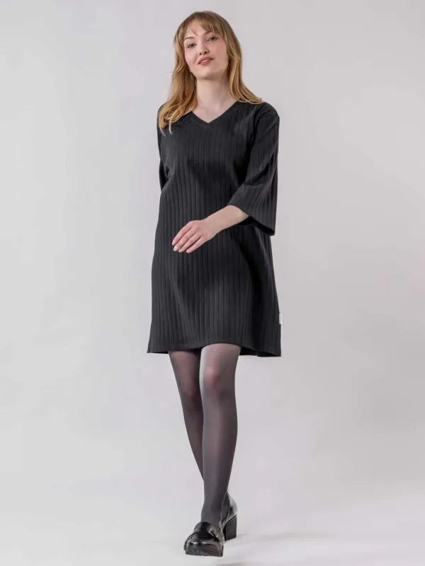 Suvanto Ribbed Tunic - Black made by Globe Hope