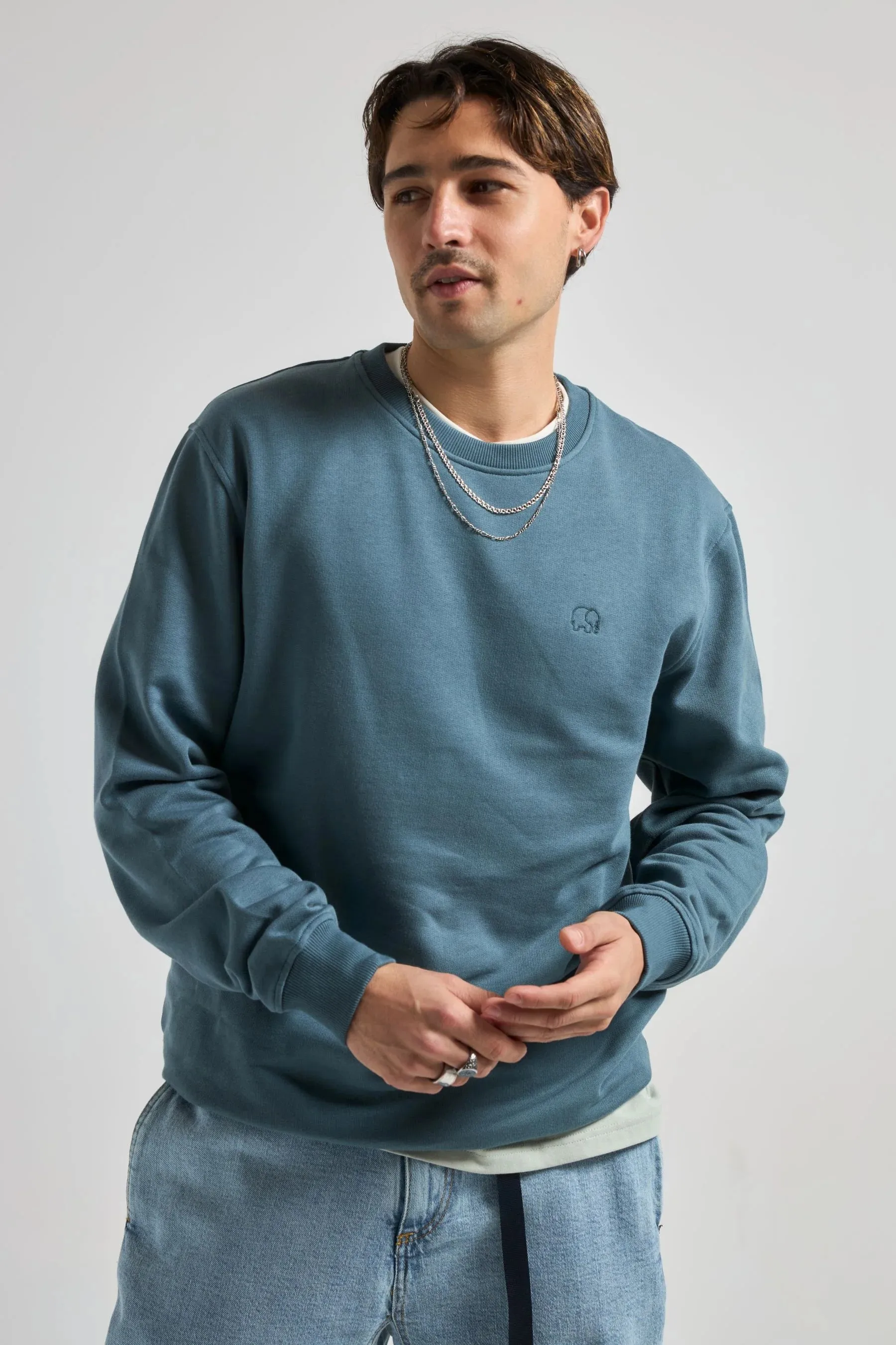 Essential Sweatshirt Deep Spruce sold by Ivalo.com