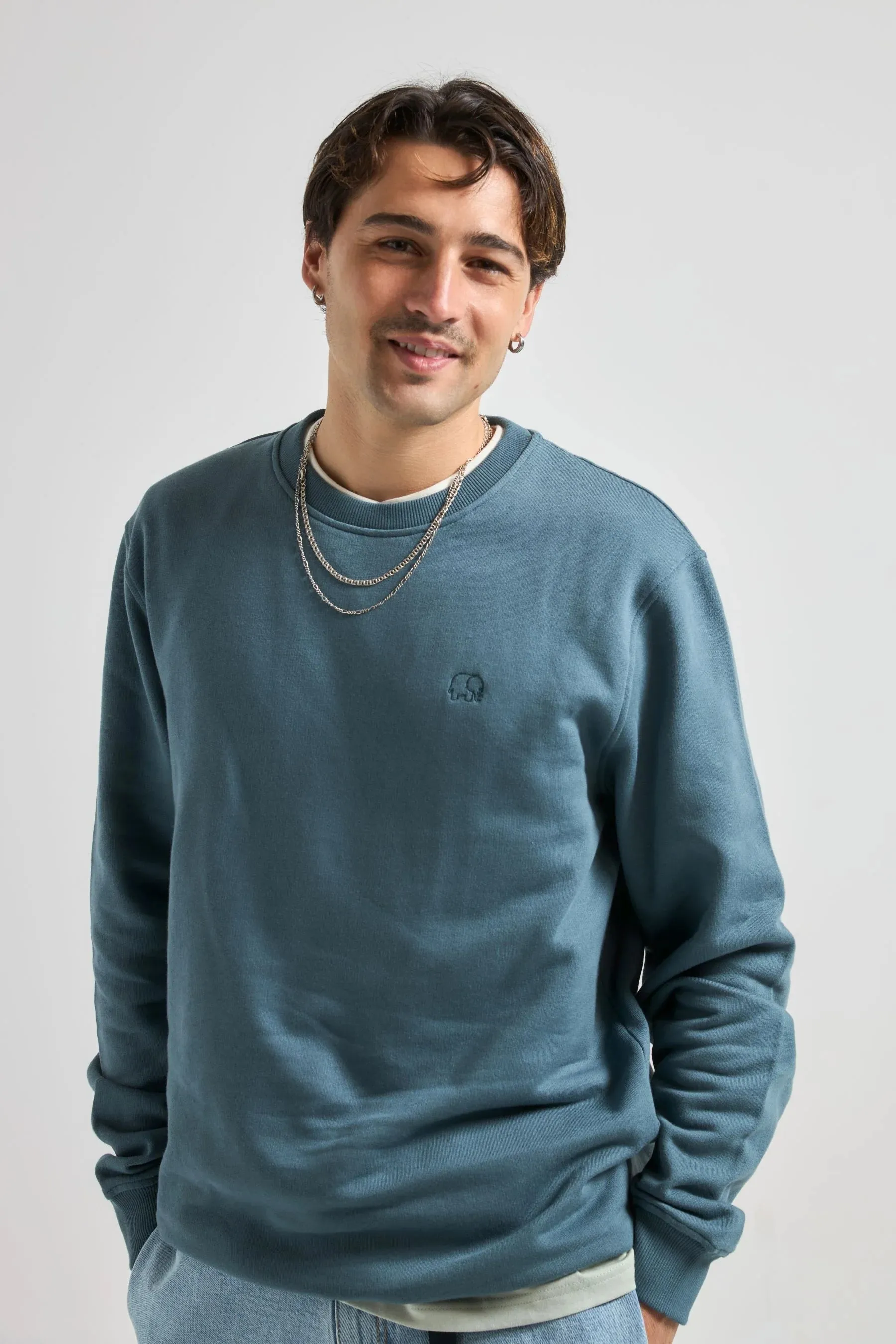 Essential Sweatshirt Deep Spruce sold by Ivalo.com product image thumbnail 4