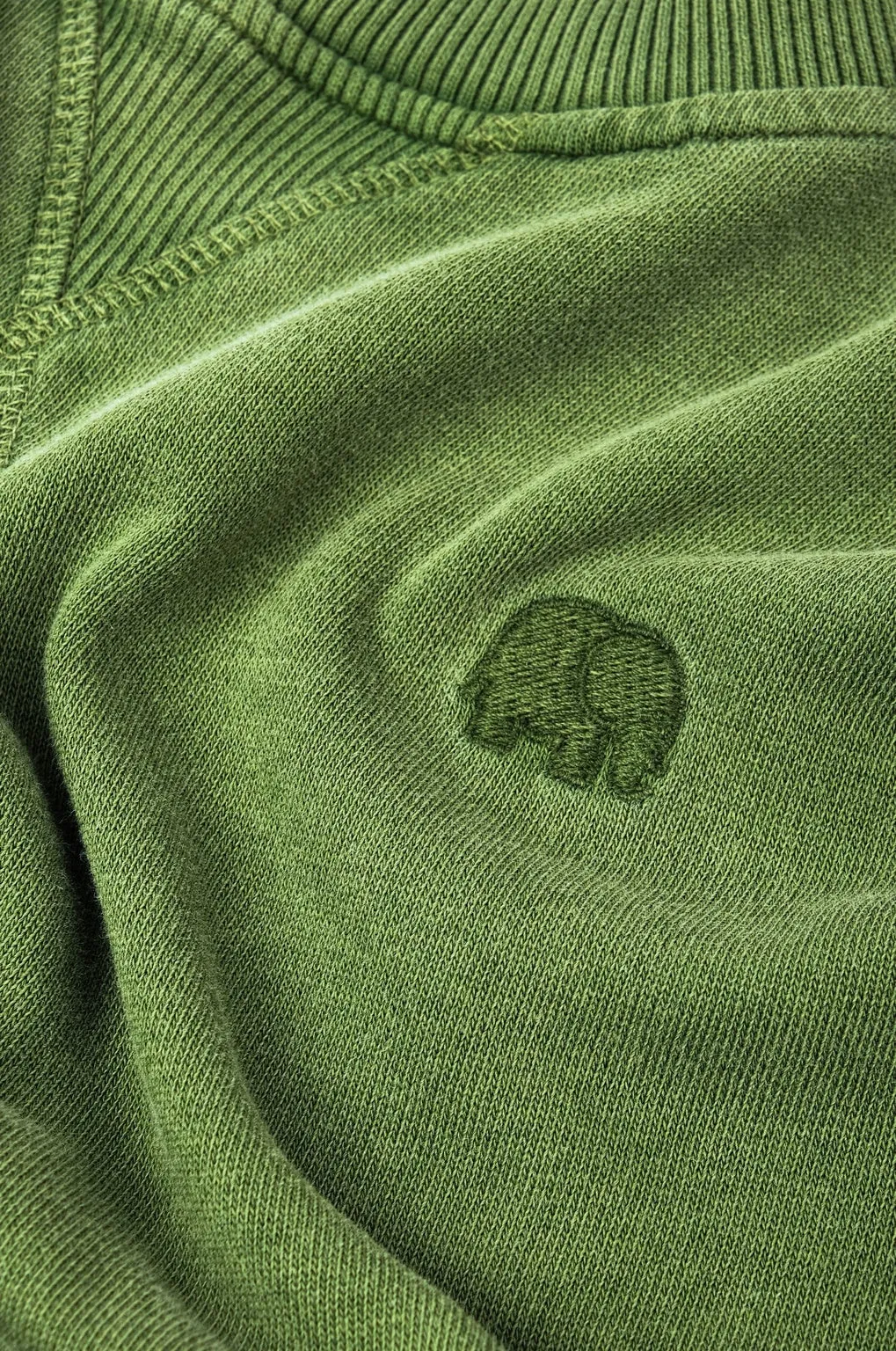 Essential Lightweight Pigment Sweater Pinnas Green sold by Ivalo.com product image thumbnail 4