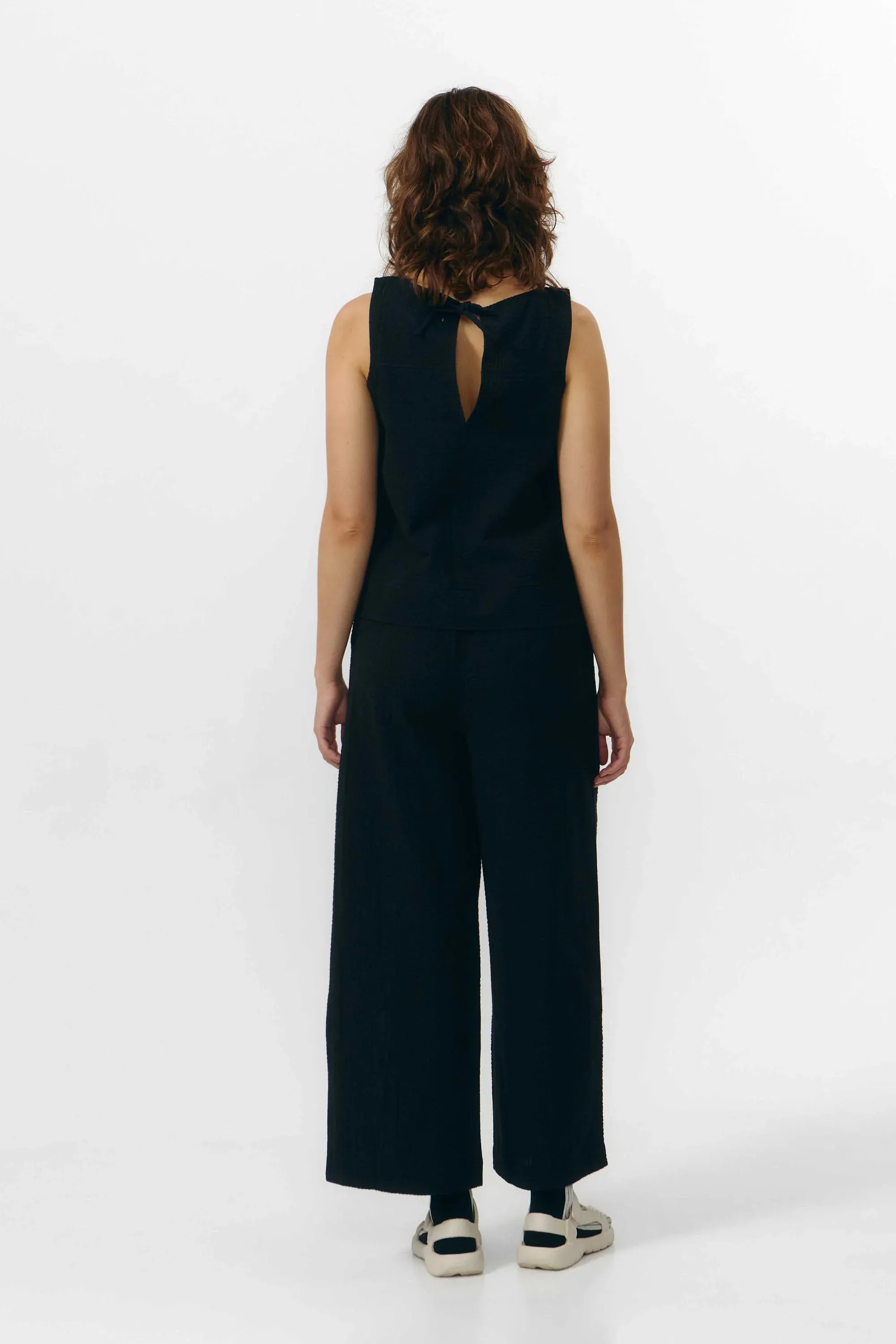 Aruba Top Black sold by Ivalo.com product image thumbnail 2