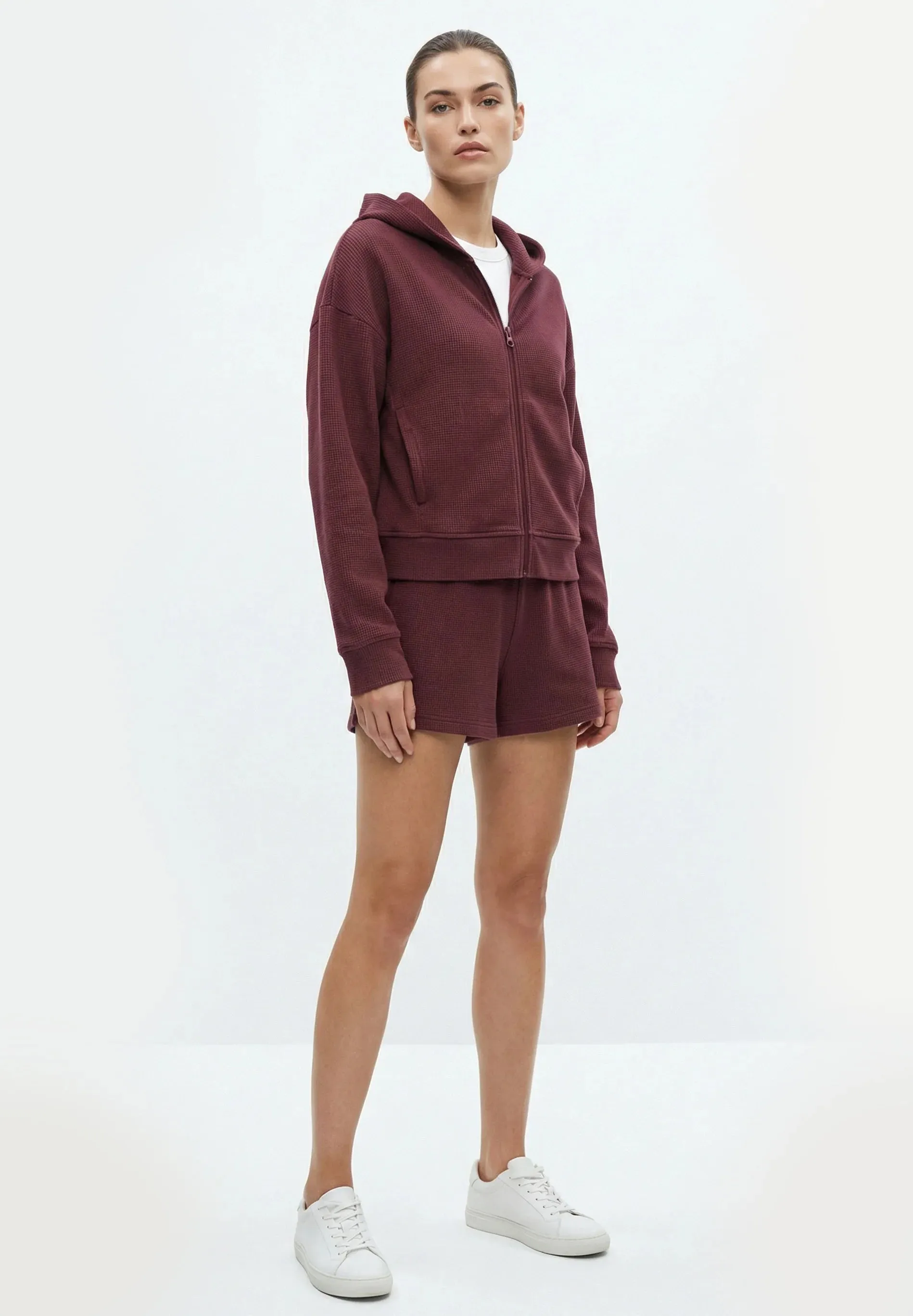 Jennifer Hoodie Bordeaux sold by Ivalo.com