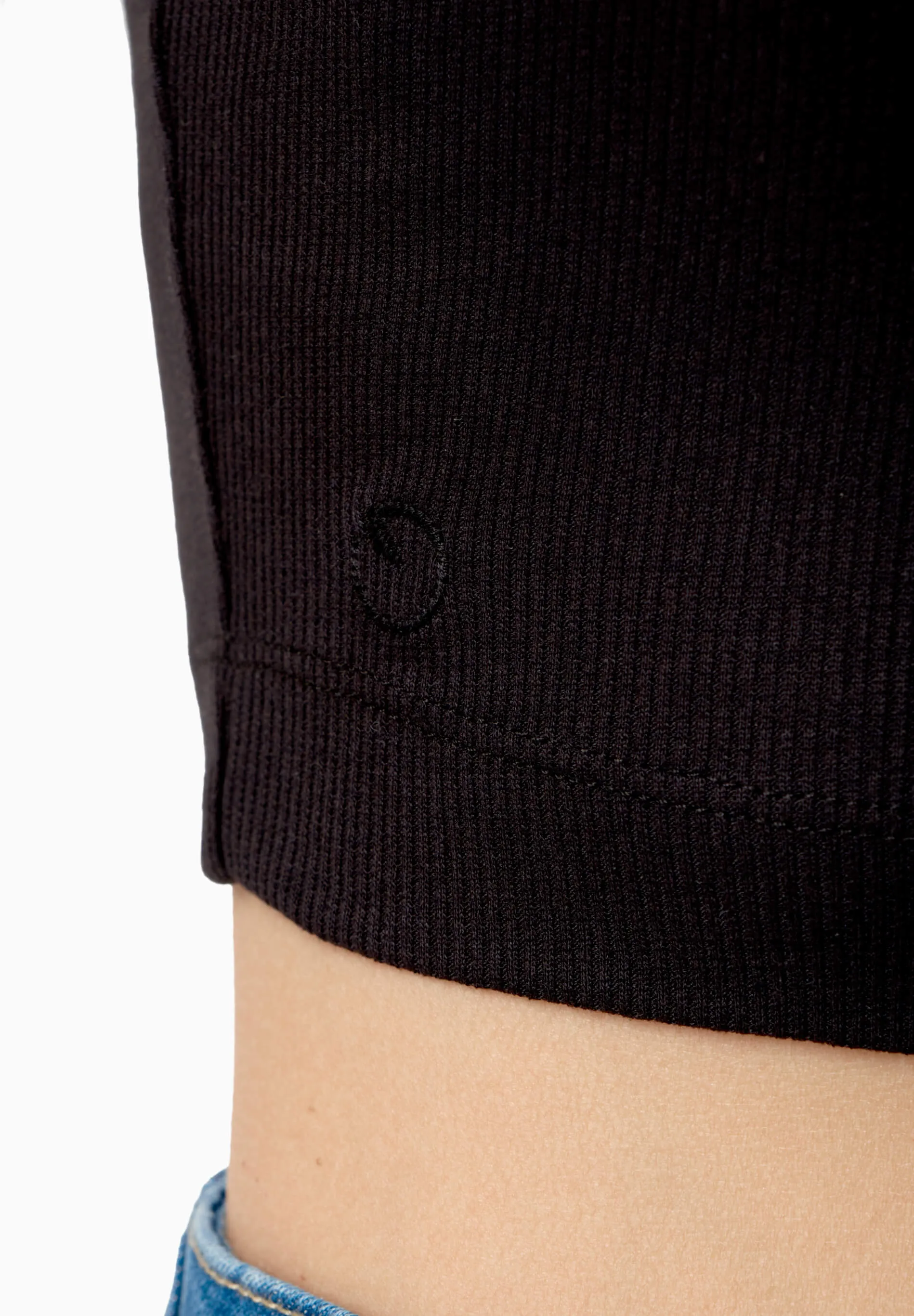 Iriss Cropped Top Black sold by Ivalo.com product image thumbnail 5