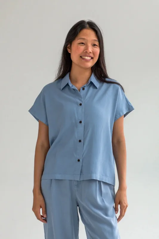 Cannes Button-up Shirt Denim Blue made by TWOTHIRDS