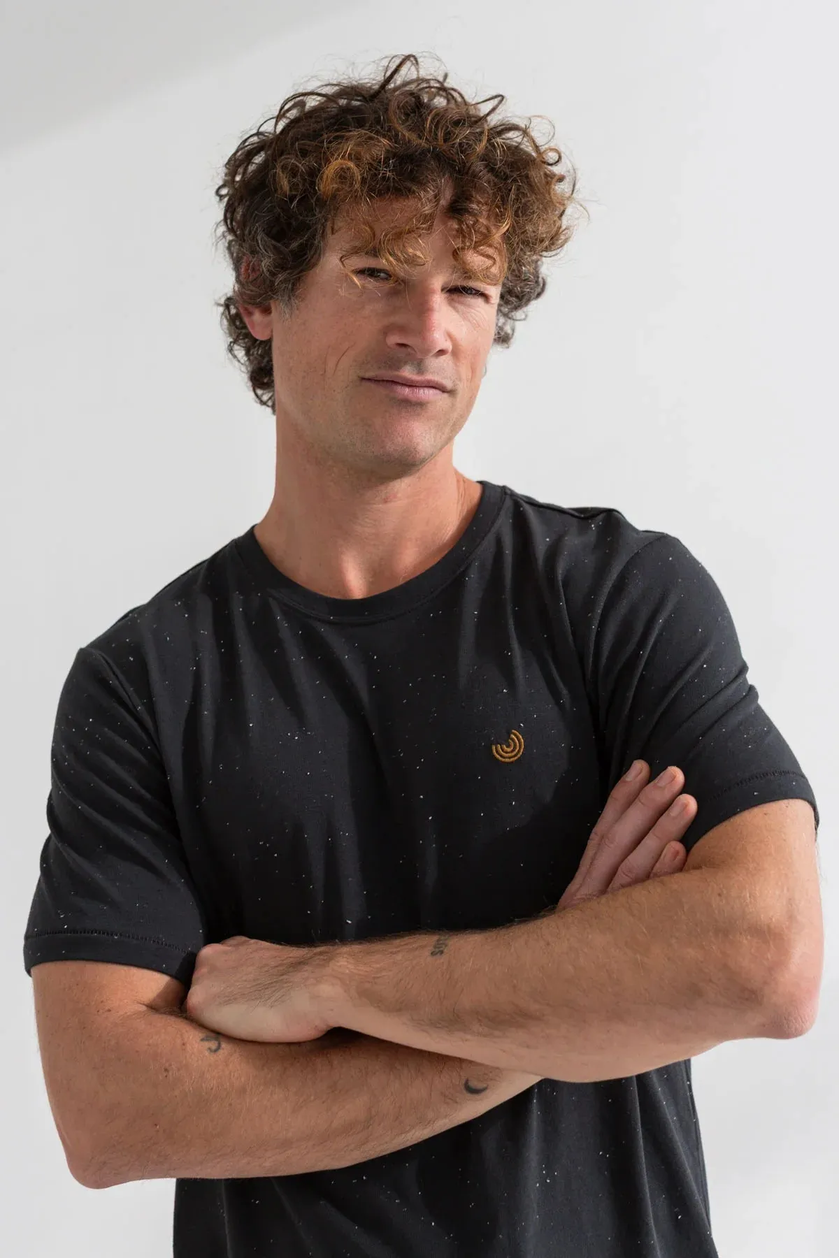 Qalito T-Shirt Dark Sand sold by Ivalo.com product image thumbnail 4