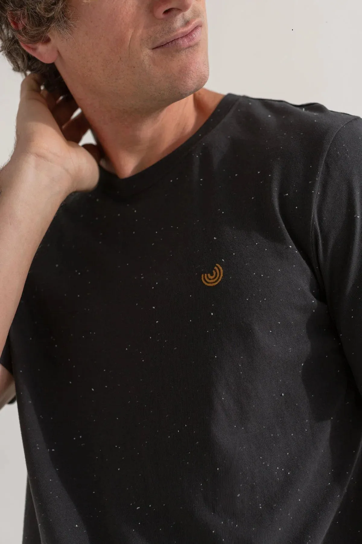 Qalito T-Shirt Dark Sand sold by Ivalo.com product image thumbnail 5
