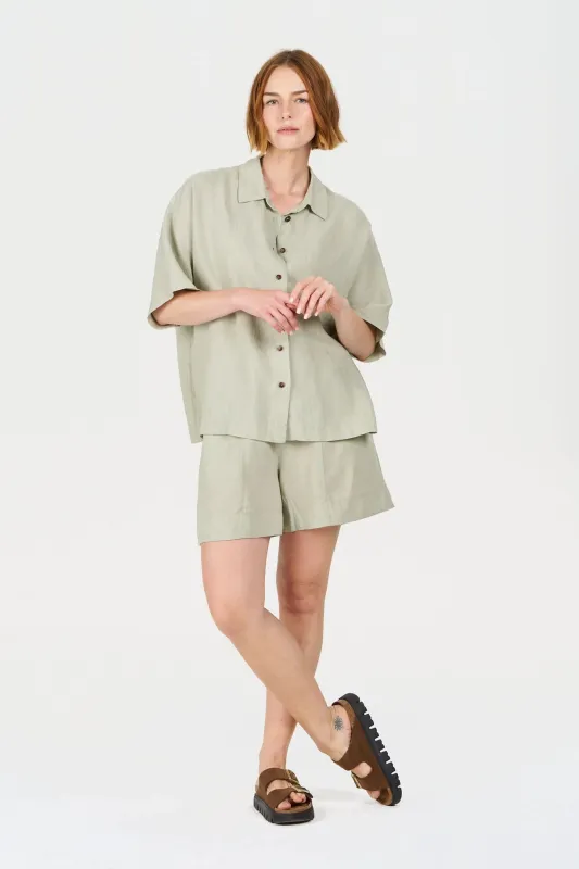 Kygo Short Sage Green made by Ivalo.com