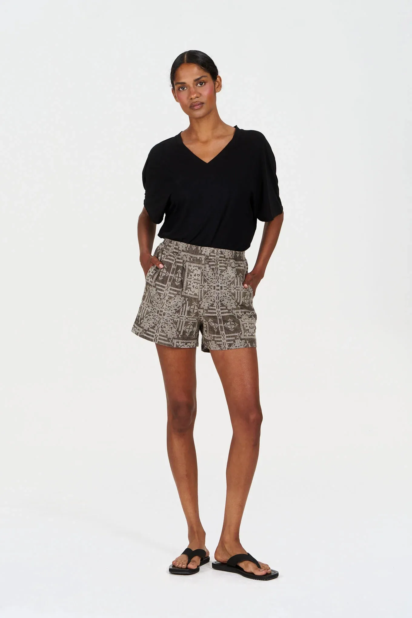 Dhalia Tee Black sold by Ivalo.com product image thumbnail 4