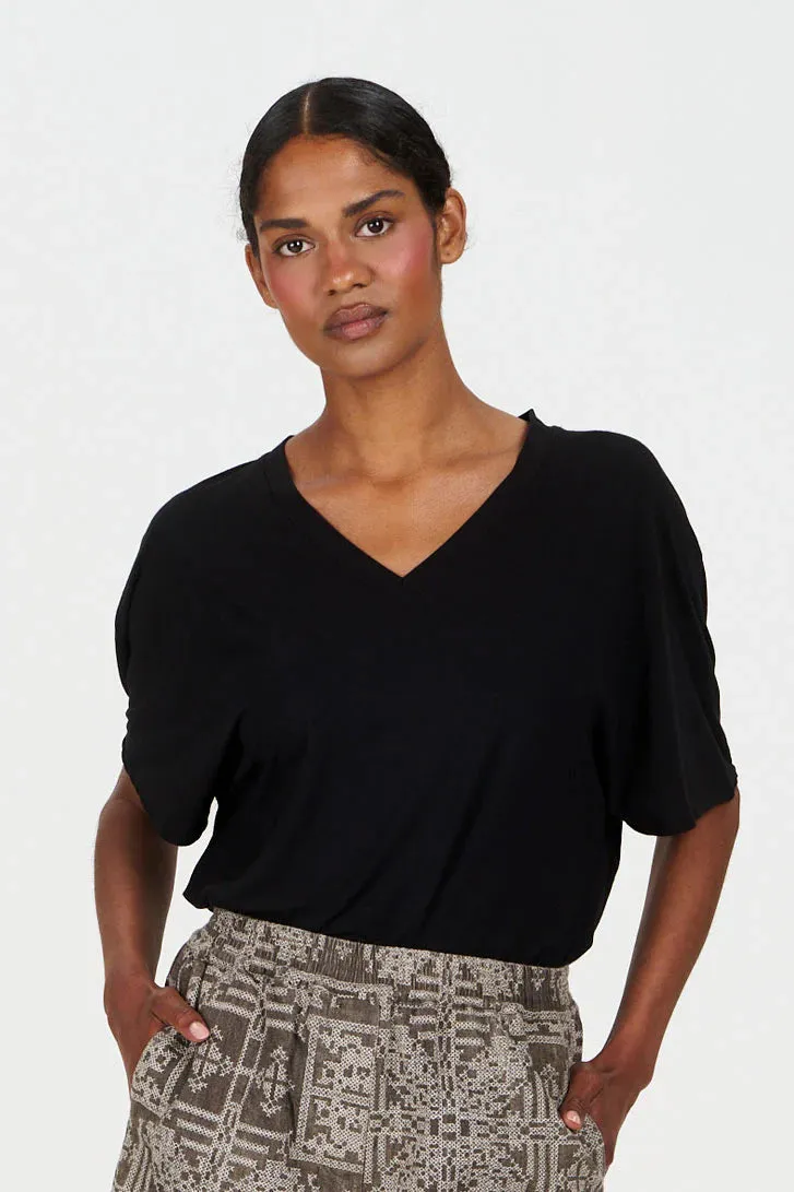Dhalia Tee Black sold by Ivalo.com product image thumbnail 2