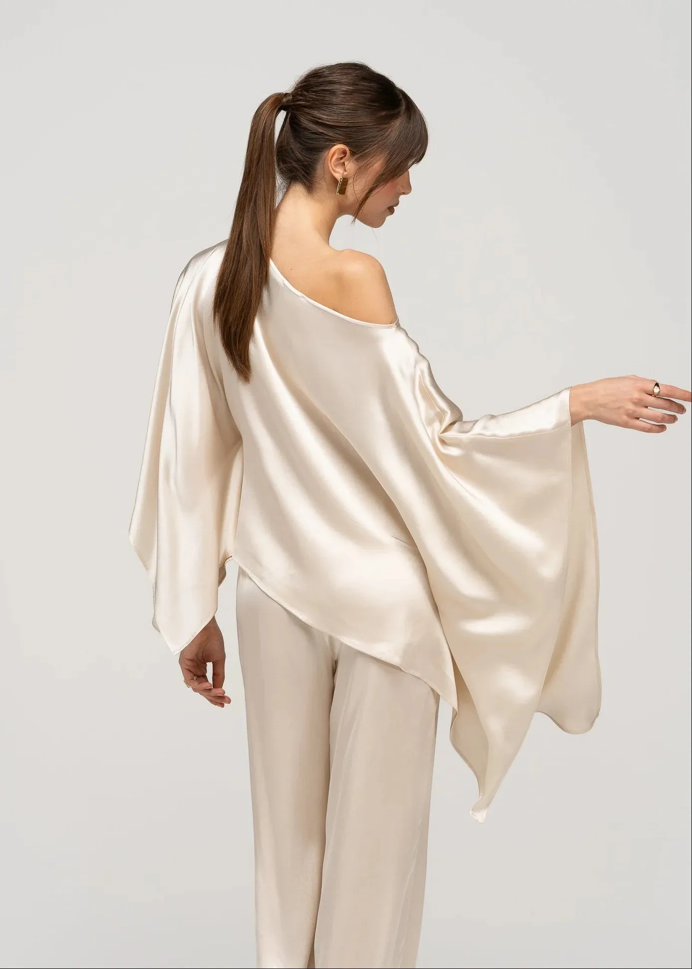 Giulia Satin Cape Top Champagne Beige sold by Ivalo.com product image thumbnail 2