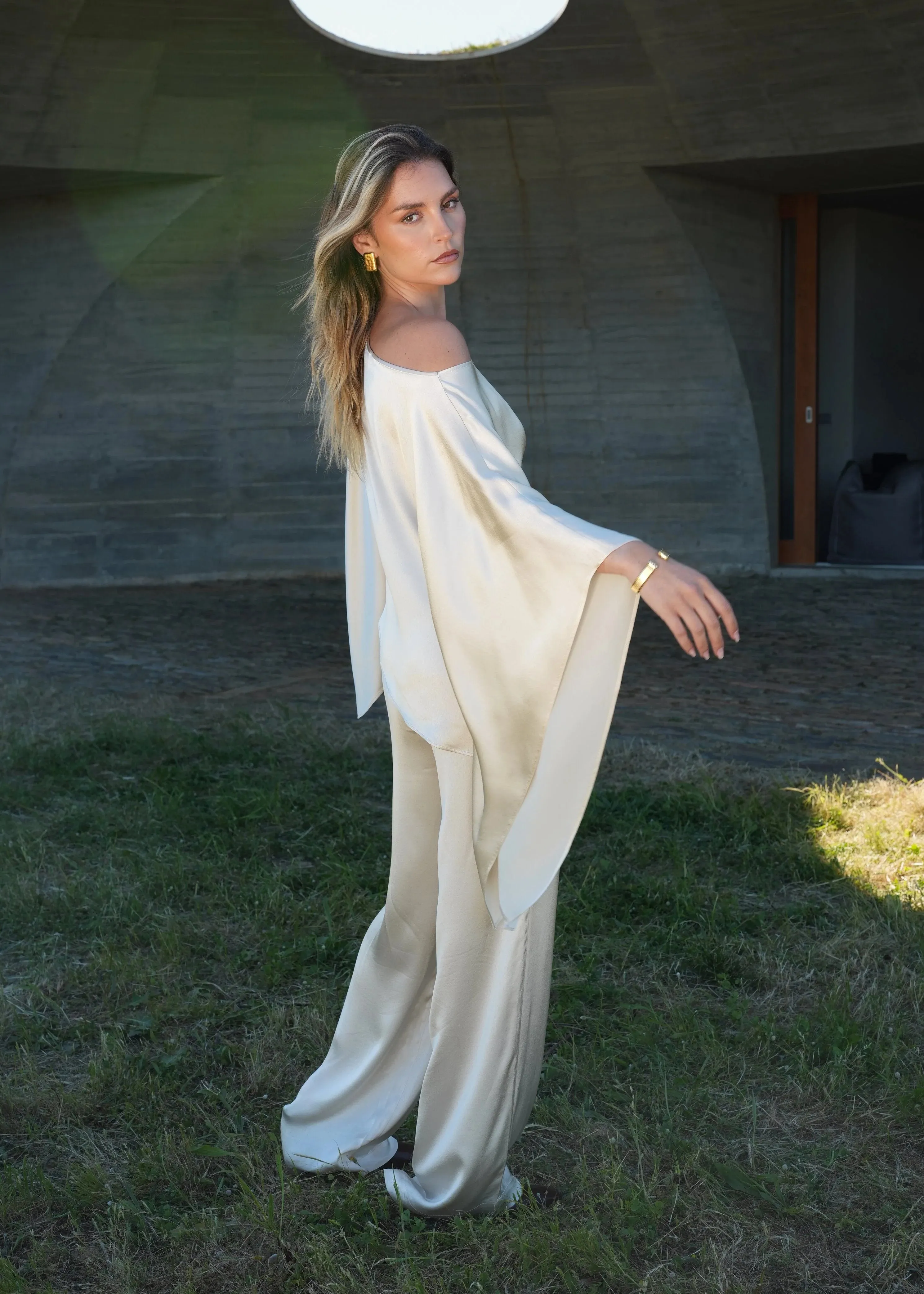 Giulia Satin Cape Top Champagne Beige sold by Ivalo.com product image thumbnail 3