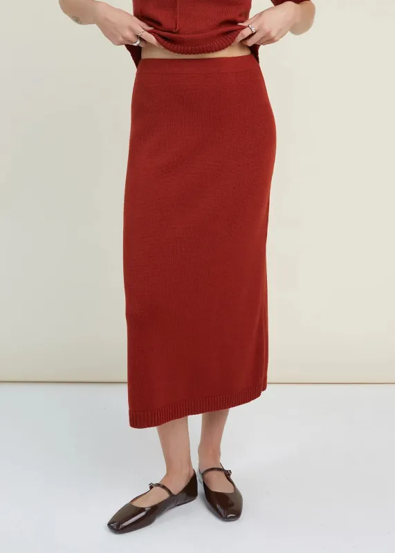 Knitted Skirt Rust made by Ivalo.com