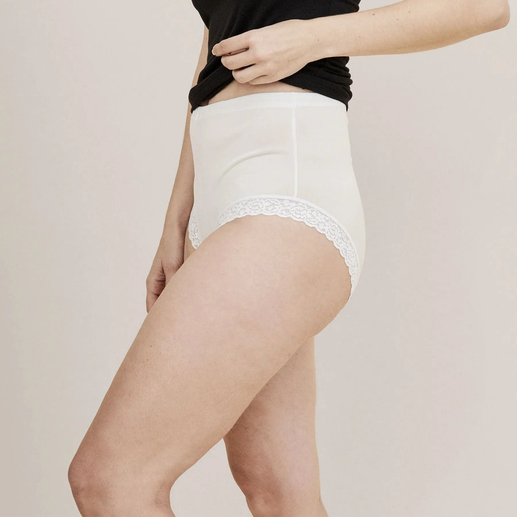 Maxi Briefs White sold by Ivalo.com