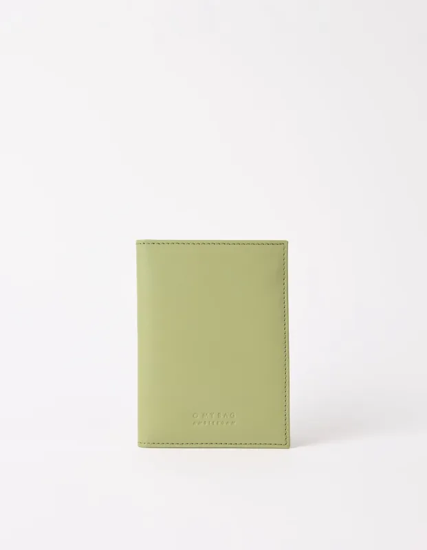 Passport Holder Tea Green Classic Leather made by Ivalo.com