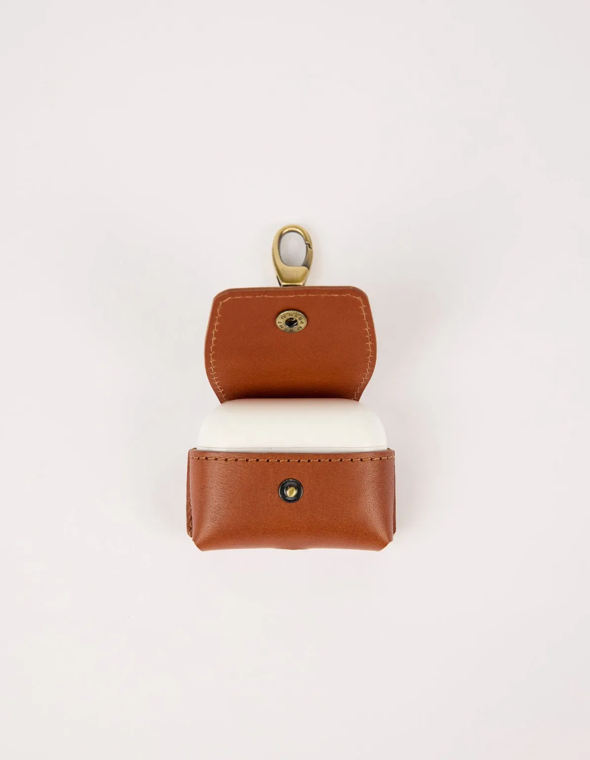 Airpods Case Cognac Classic Leather sold by Ivalo.com product image thumbnail 2