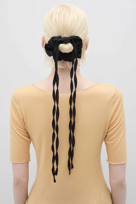 Ada Scrunchie Black made by Rita Row