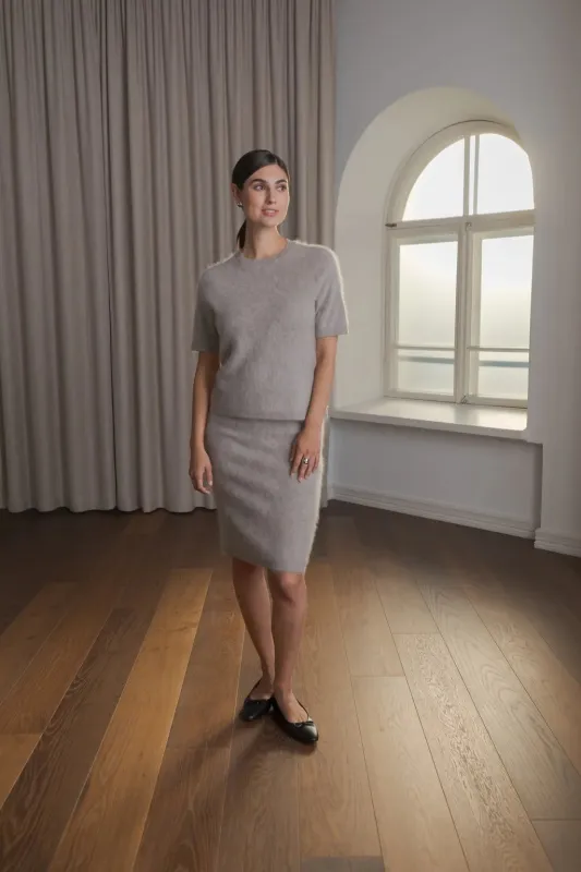 Kaia Cashmere Skirt Greige made by Ivalo.com
