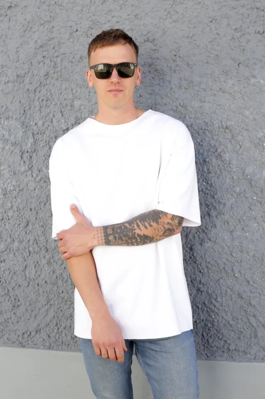Nomi Men's T-Shirt White made by Nola