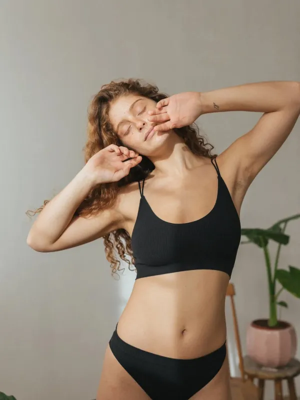 Figueral Bralette Black made by TWOTHIRDS