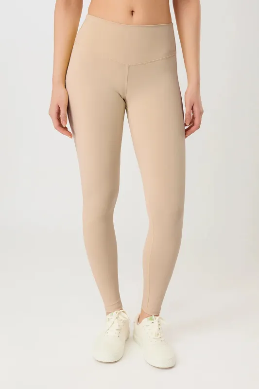 On Point Legging Desert Brown made by Ivalo.com