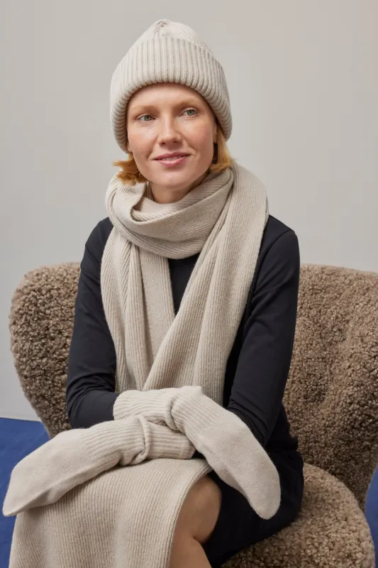 Giant Scarf Clay sold by Ivalo.com