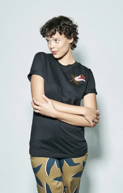 Tulip T-Shirt Black sold by Ivalo.com