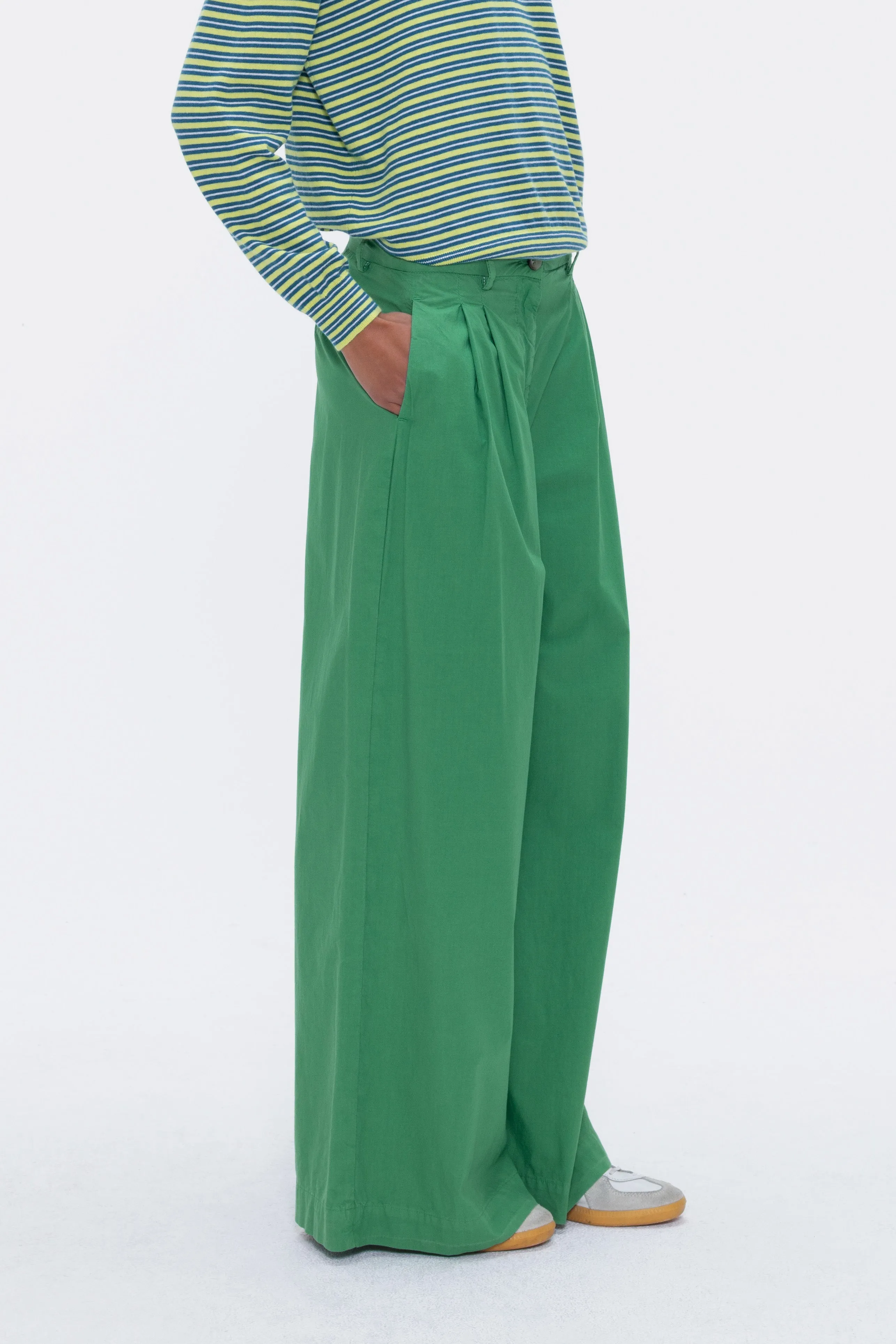 Pansmokey Pants Green sold by Ivalo.com
