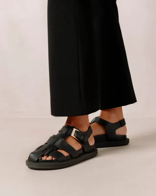 Backbone Clog Sandal Black sold by Ivalo.com