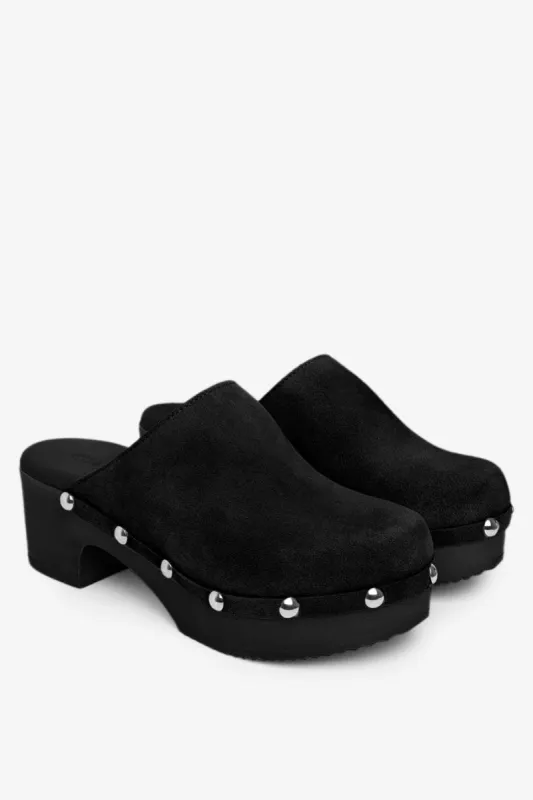 Phobos Clog Black sold by Ivalo.com