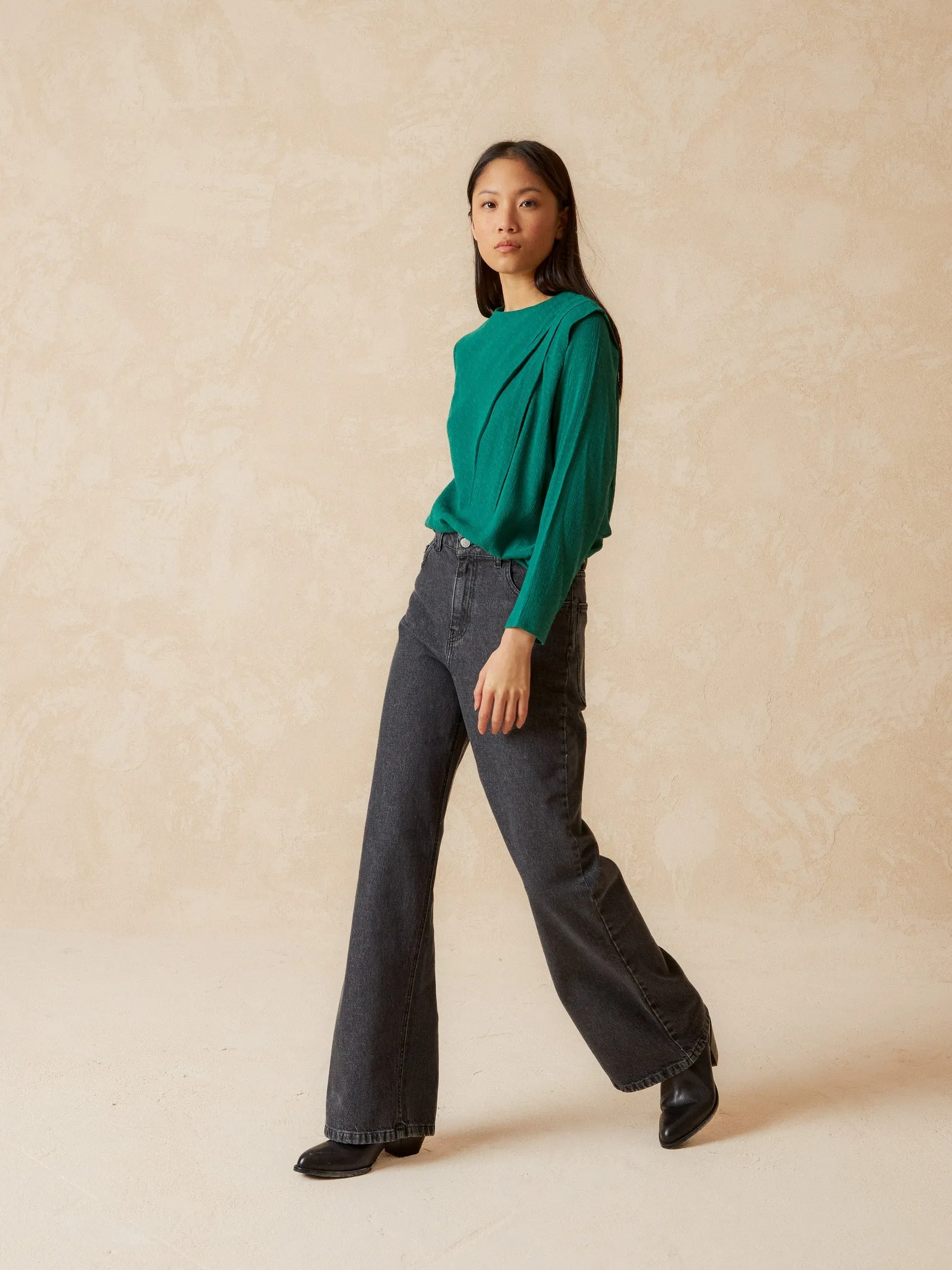 Drapped Details Blouse Green sold by Ivalo.com product image thumbnail 2