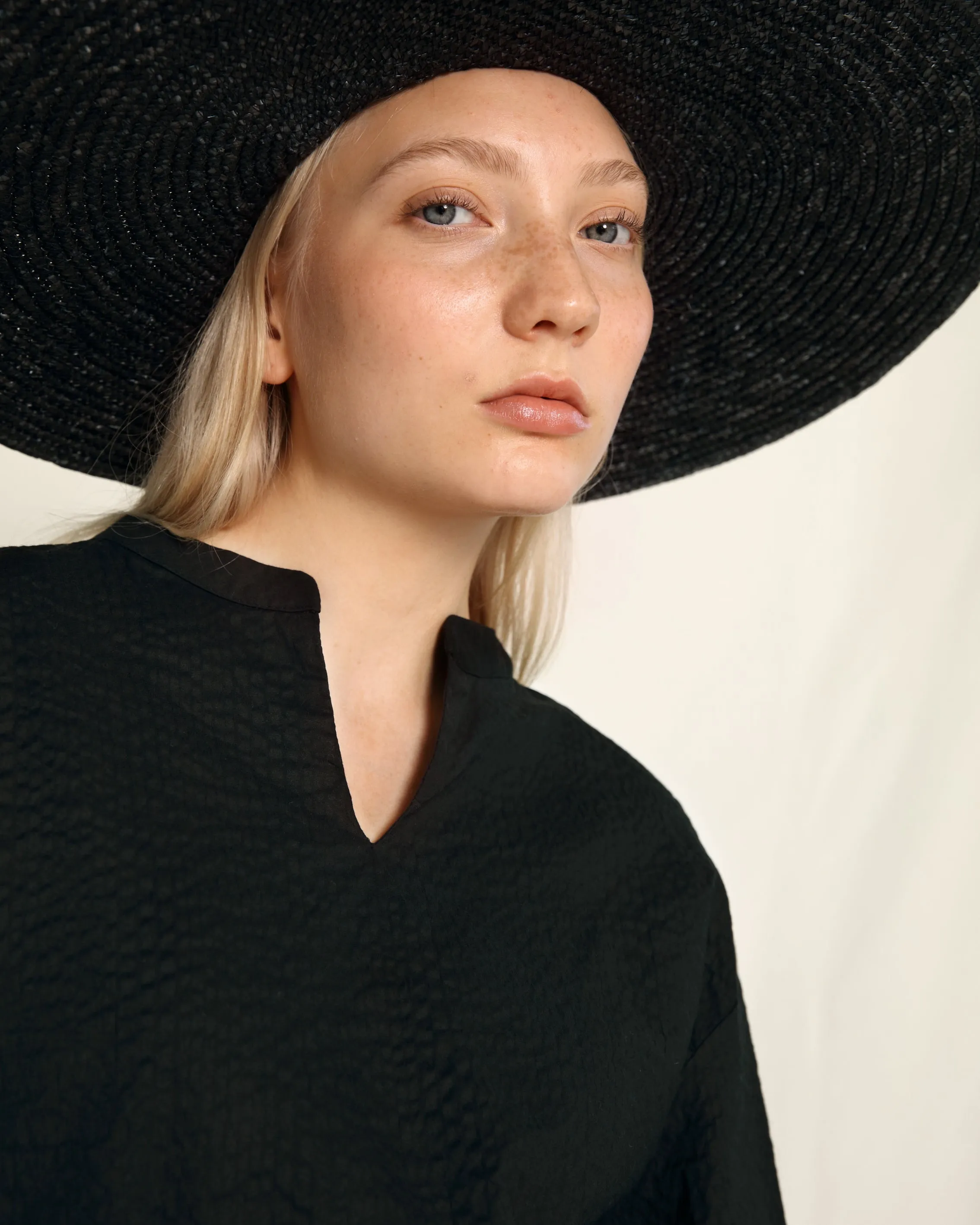 Delma Shirt Arioso Black sold by Ivalo.com product image thumbnail 2