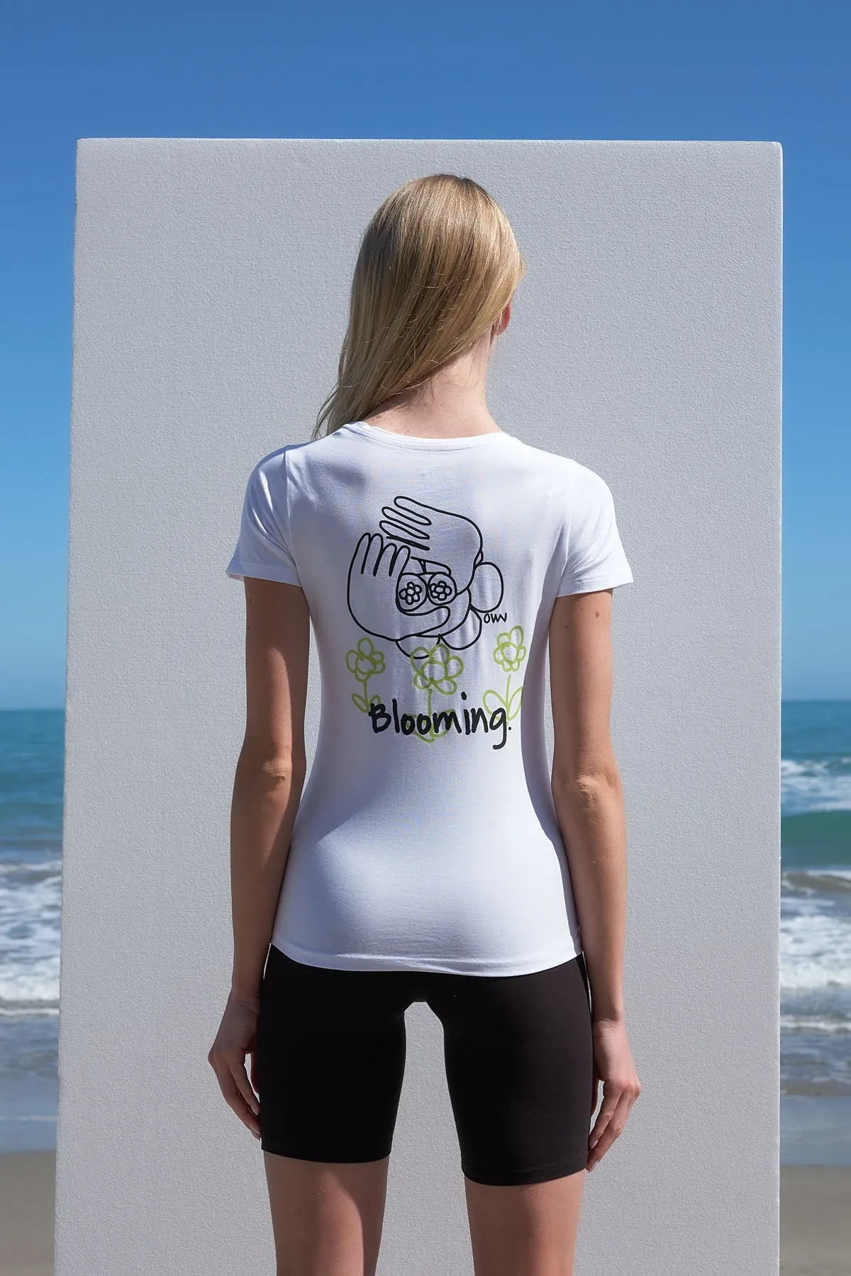 Printed T-Shirt White sold by Ivalo.com product image thumbnail 2