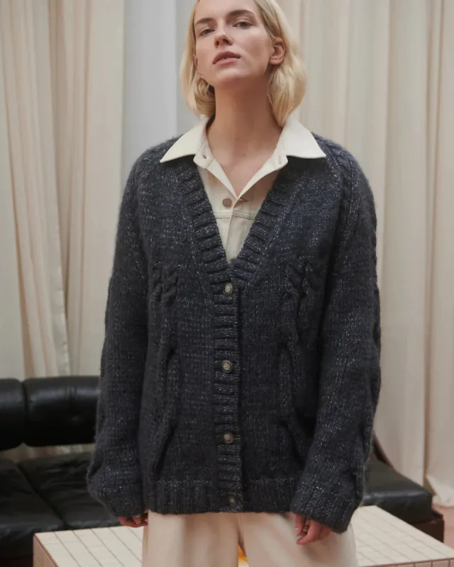 Vilnelė Merino Wool Cardigan Dark Grey made by Ivalo.com