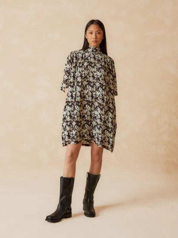 Flowy Short Dress Black sold by Ivalo.com