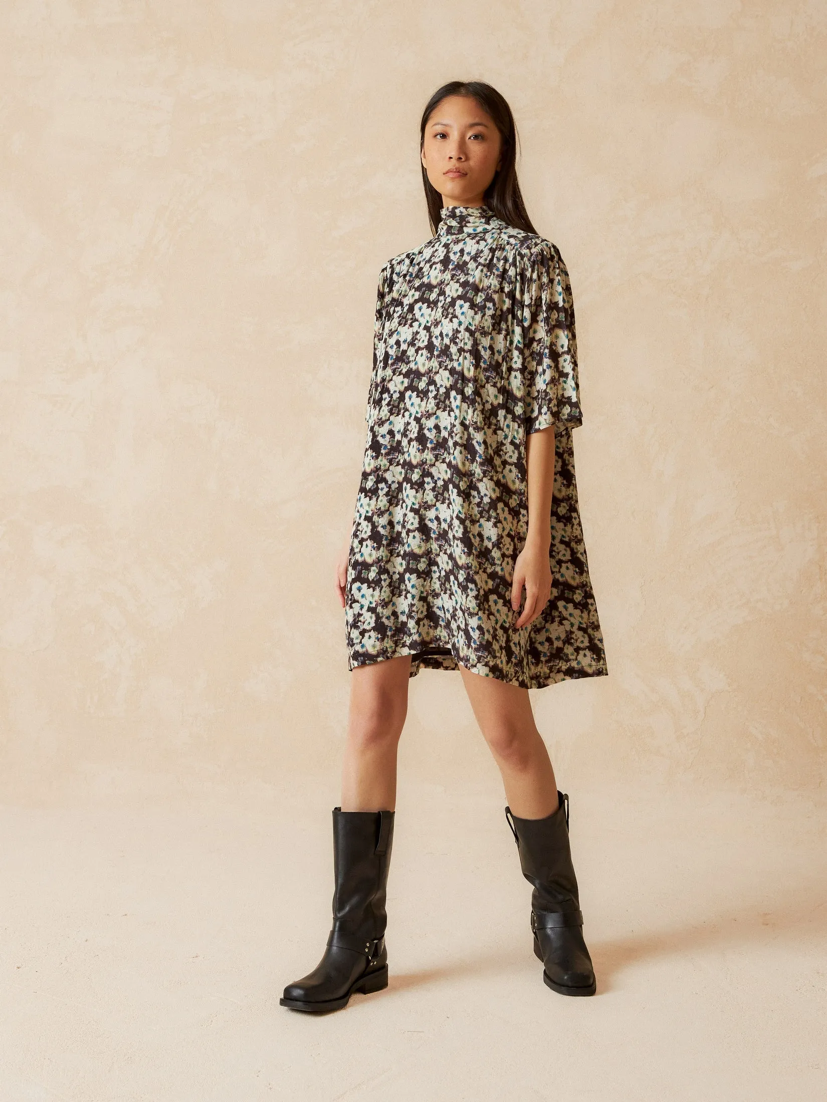 Flowy Short Dress Black sold by Ivalo.com product image thumbnail 2