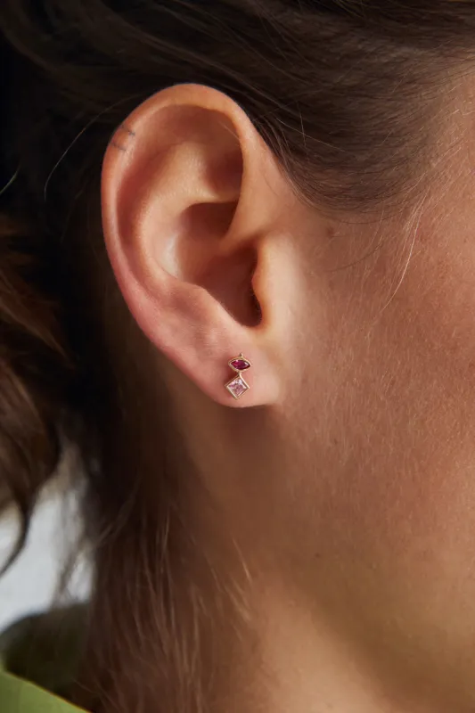 Triangle Single Earring Pink sold by Ivalo.com