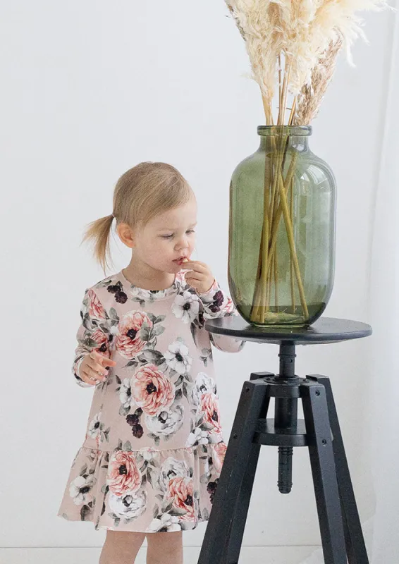 Melli EcoDesign College Dress Flower Sand sold by Ivalo.com