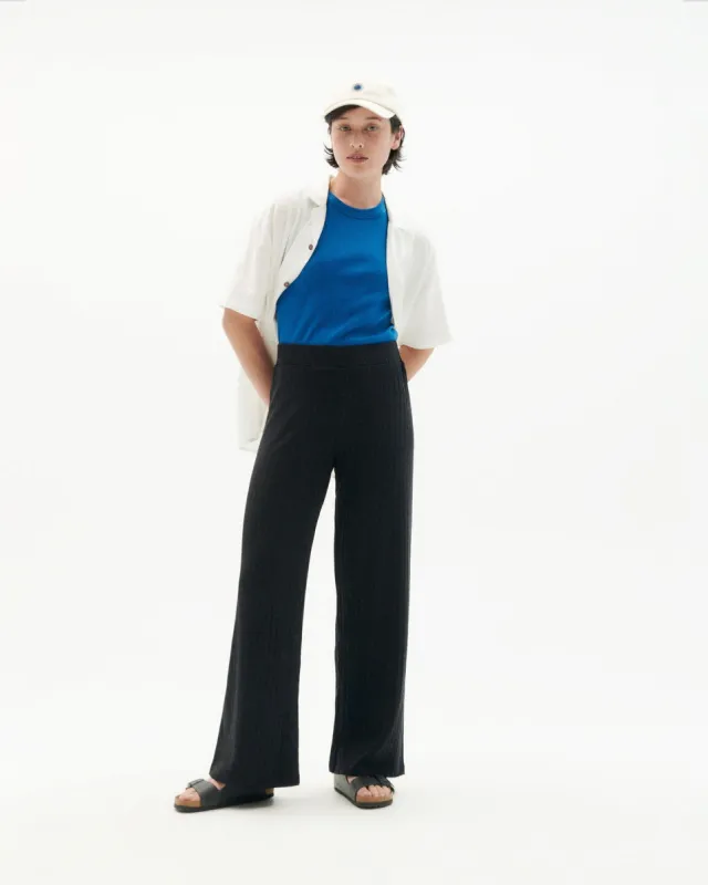 Dalia Pants Black sold by Ivalo.com