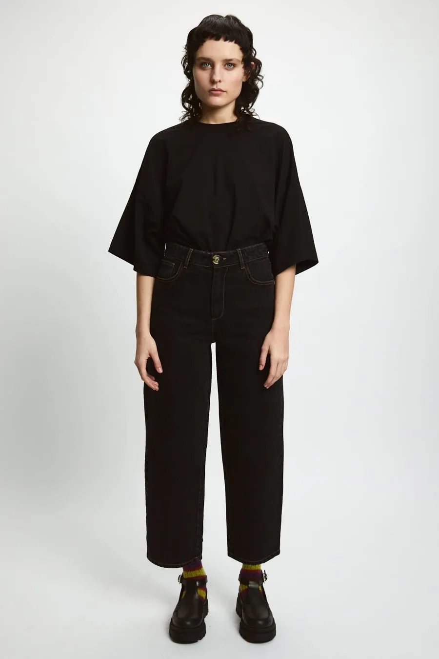 Allison Jeans Black sold by Ivalo.com