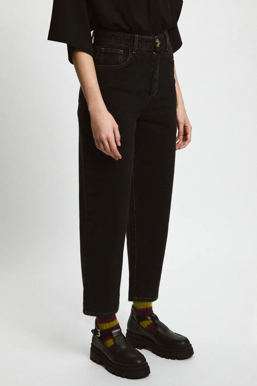 Allison Jeans Black sold by Ivalo.com product image thumbnail 4